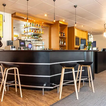 Ibis Paris Velizy