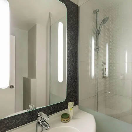 Hotel Ibis Paris Velizy