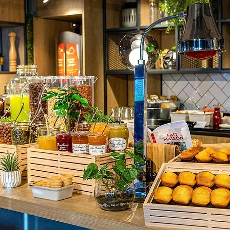 Ibis Paris Velizy מלון מדון
