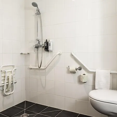 Ibis Paris Velizy