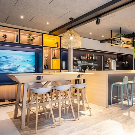 Ibis Paris Velizy