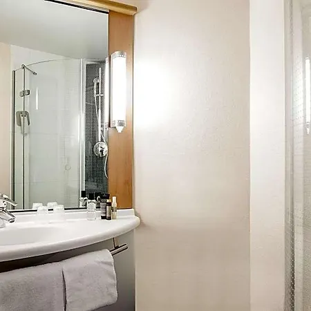 מלון Ibis Paris Velizy