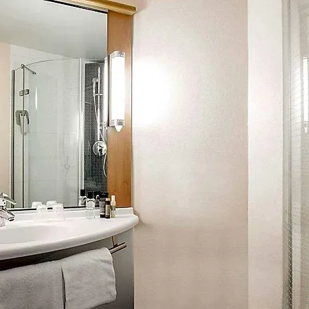 Hotel Ibis Paris Velizy 3*