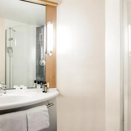 Ibis Paris Velizy 3* Meudon