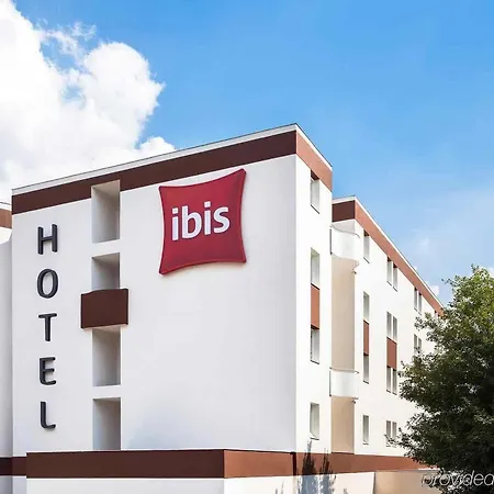 Hotell Ibis Paris Velizy 3*