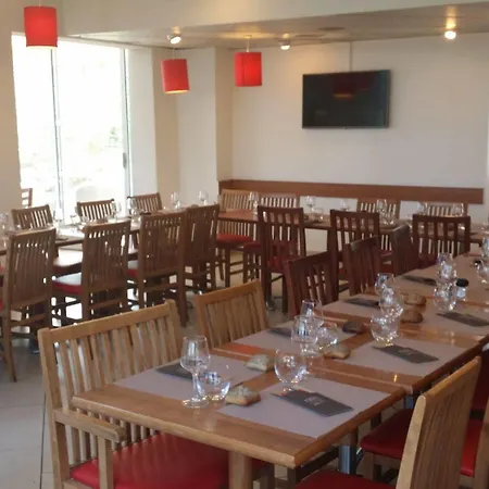 Ibis Paris Velizy מלון