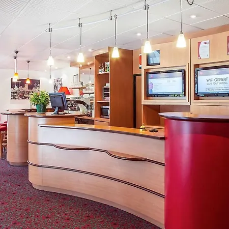 Ibis Paris Velizy 3*