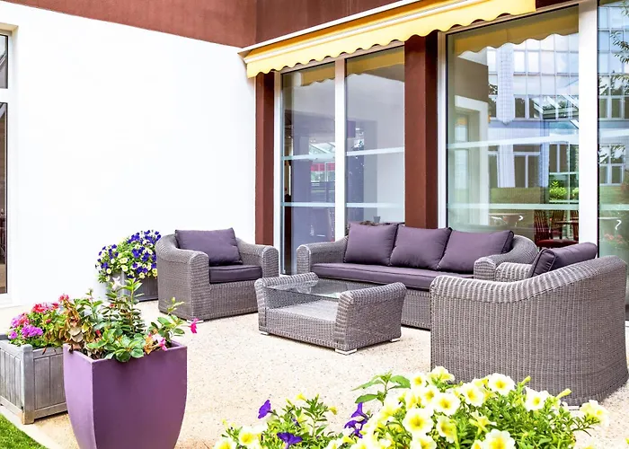 Ibis Paris Velizy 3*