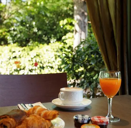 Ibis Paris Velizy