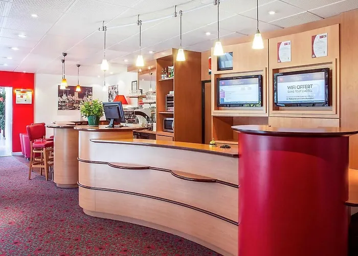 Ibis Paris Velizy 3*